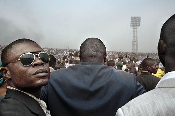 Guy Tillim
Presidential candidate Jean-Pierre Bemba flanked by his bodyguards during an election rally.
Series: Congo Democratic
July 2006
Kinshasa, DRC