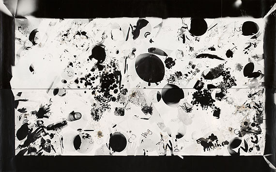 Floris Neusüss: Table cloth, 1983. Pigment print on canvas © Floris Neusüss