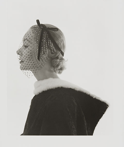 Horst P. Horst
Nina De Voogh, 1951
Silver Gelatin Print
50 x 60 cm
© Horst Estate