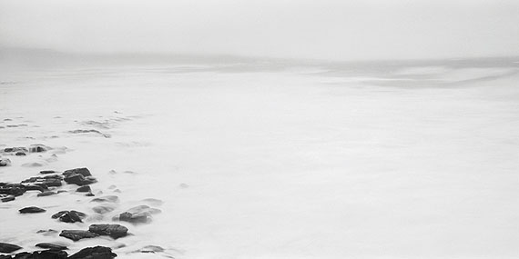 BAE, BIEN-U: sea 1a-075h, Fiber-based gelatin silver print in artist’s frame, 102 x 197 cm, 1999