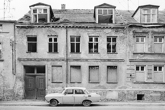 Robert Conrad: Greifswald, Wiesenstraße (1988)