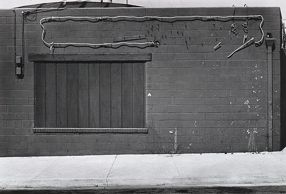 Lewis BaltzSeaside, 1970aus der Serie The Prototype WorksAlbertina, Wien - Erworben mit Unterstützung der Kunstsektion des Bundes (Galerienförderung)