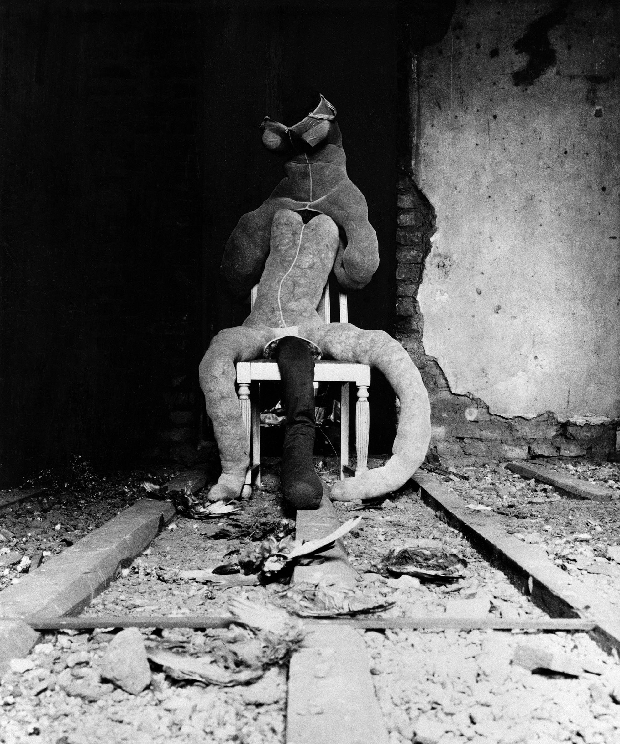 J&uuml;rgen Klauke: "Boddies", 1970, Detail 7-teilige Fotosequenz, jede 60 x 50 cmCourtesy of the artist and Galerie Anita Beckers