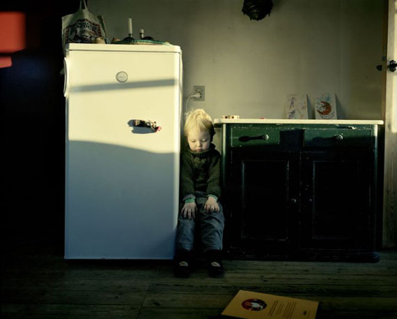 Joakim Eskildsen „ At the Fridge“ aus der Serie „Homeworks“