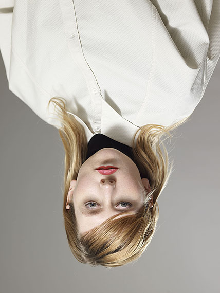 Tjitske
Print size: ca. 50 x 60 cm
Edition of 8
Pigment print on archival grade paper
© ANUSCHKA BLOMMERS & NIELS SCHUMM