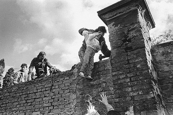 Karel Cudlin: Prag, Deutsche Botschaft, Garten des Palais Lobkowicz, 03.10.1989