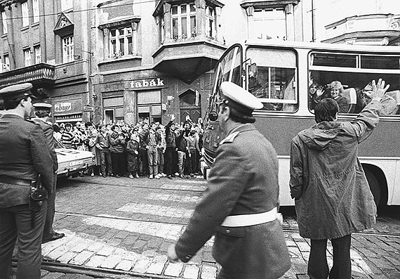 Karel Cudlin: Prag, Deutsche Botschaft, Garten des Palais Lobkowicz, 03.10.1989