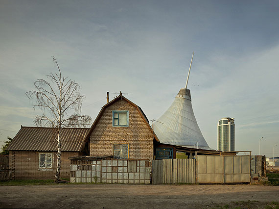 Frank Herfort: Khan Shatyr Mall, Astana, 2010/2012