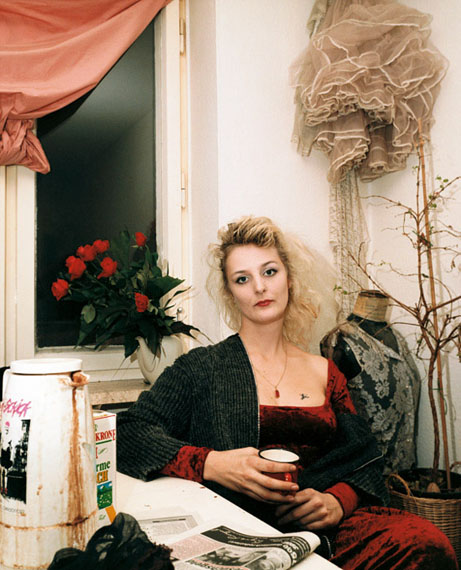 Eva Leitolf: M&uuml;nchen, Uta, aus der Serie Tanzlokalportraits, 09.12.1989