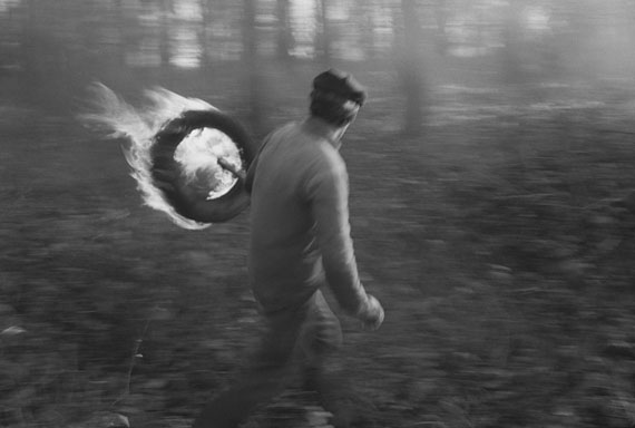 Frank-Heinrich M&uuml;ller: Osterholz, Feuermachen, 10.11.1989