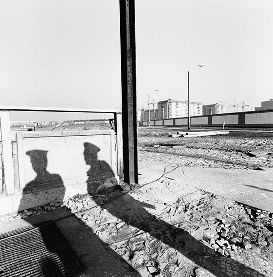 Rudolf Sch&auml;fer: Berlin, U-Bahn-Station Potsdamer Platz, Schwarzer Staub
