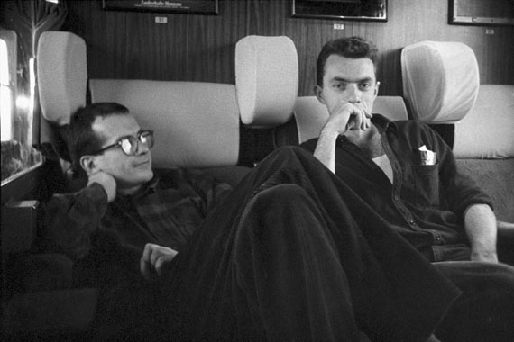 Karin Wieckhorst: Axel Krause und Neo Rauch im D-Zug nach Essen, 16.11.1989