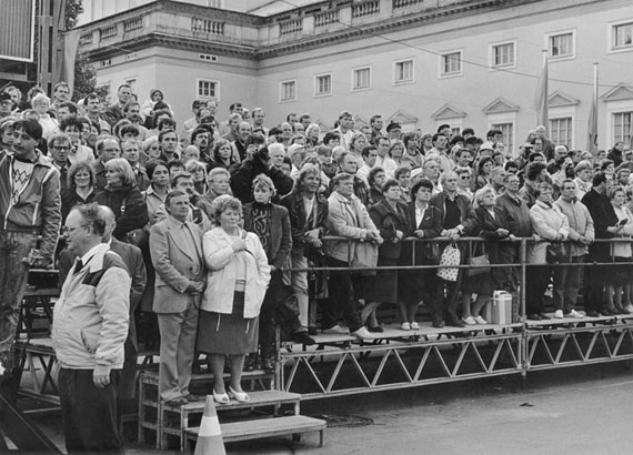 Ulrich Wüst: Berlin, Tribüne vor der Neuen Wache, 06.10.1989