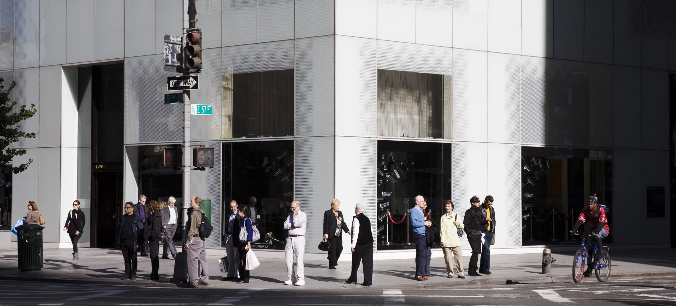 Gudrun Kemsa: Fifth Avenue 2, 2009, 86 x 198 cm, C-Print, Diasec