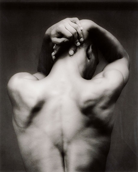 Robert Mapplethorpe, Michael Roth, 1983
Gelatin silver print, printed 1983. 48.5 x 38.5 cm (50.3 x 40.4 cm)
Estimate € 7,000 – 8,000