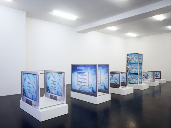 Simon DennyInstallation view, &ldquo;Deep Sea Vaudeo,&rdquo; Galerie Buchholz, Cologne, 2009Courtesy Galerie Buchholz, Berlin/Cologne