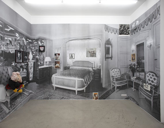 aus: untitled (LINE), 1999, # 05 und 06, Serie von 5 C-prints, gerahmt100 x 132 cm, Auflage von 3, Courtesy Ann und Jürgen Wilde