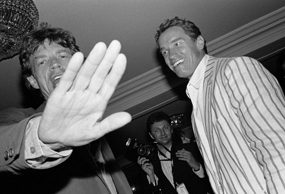 Paparazzi! Paparazzi!