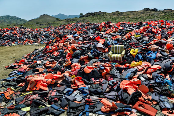 Refugees – A Challenge for Europe Refugees – A Challenge for Europe