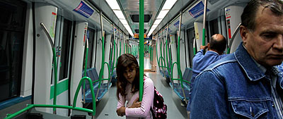 Linea 8, Madrid, 2007, 37 x 90 cm © Pablo Zuleta Zahr