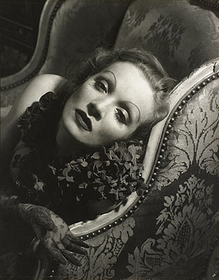 Marlene Dietrich. 1934 Courtesy The Richard and Jackie Hollander Collection, Los Angeles © 1930 Condé Nast Publications