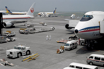 Peter Fischli / David Weiss Airports, 1987-2006 C-Print © 2008 Peter Fischli / David Weiss