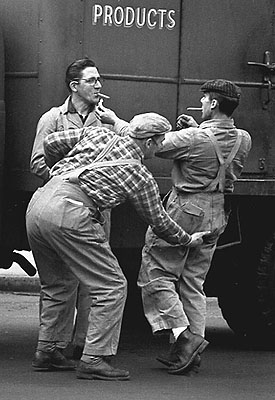 The Goose (La Broma), Bronx, New York, 1954/2001George S. Zimbel. All Rights reserved.
