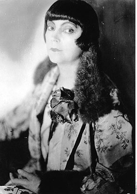 Die Riess - Fotografisches Atelier und Salon in Berlin 1918-1932 Die Riess - Fotografisches Atelier und Salon in Berlin 1918-1932