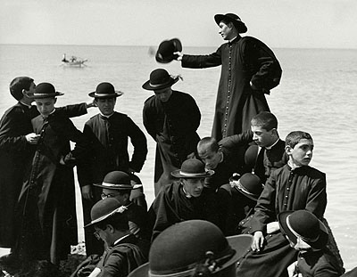 Seminarists by the Sea, Naples, Italy 1959© Herbert List / Magnum Photos / Contrasto