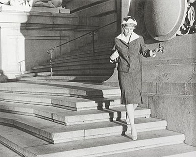 Cindy Sherman | Untitled #22, aus der Serie Film Stills, Courtesy of the Artist, Metro Pictures New York and Monika Sprüth Philomene Magers Cologne, Munich, London