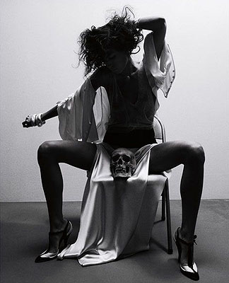 © Ralph MeckeSkull, Lou Doillon, Paris, 2004