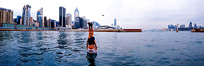 Li Wei falls to Hongkong, 2006from the series 