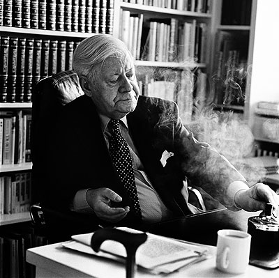 Helmut Schmidt, 2005 © Jim Rakete