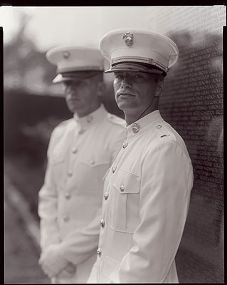 Judith Joy Ross, a. d. Serie Vietnam Veterans Memorial, Washington, D.C., 1983/84Courtesy Pace / MacGill Gallery, New York© Judith Joy Ross
