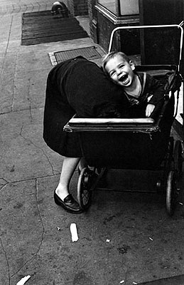New York, c.1940 © Helen Levitt. Courtesy Laurence Miller Gallery, New York
