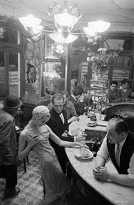 1957, JDM, halls a 27/30, 40x50cm© Frank Horvat