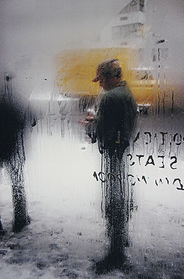 Saul LeiterSnow, 1960© Saul Leiter, courtesy Galerie f5,6 München