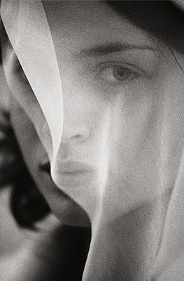 © Donata WendersThe Veil, 2002
