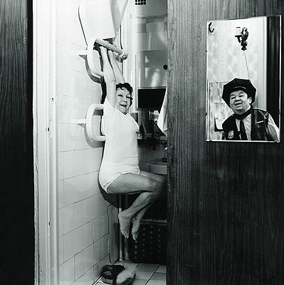 © Alla Esipovich 'Spouses Galina Zakharovna and Mikhail Ivnovich Chirka, stage artists', silver gelating print
