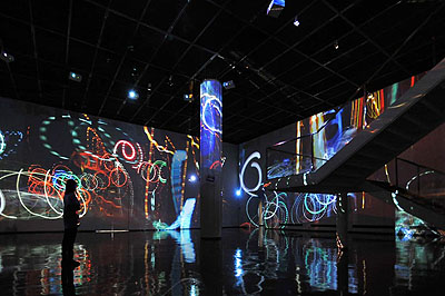 Koganezawa TakehitoGraffiti of Velocity2008Video InstallationInstallation view: 