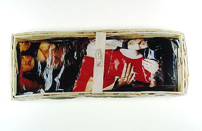 gew. B.S., Spannkörbe, 2002/200520-teilig, Farbabzug hinter AcrylglasGrößen variieren.© Simone Demandt, VG Bild Kunst, 2010