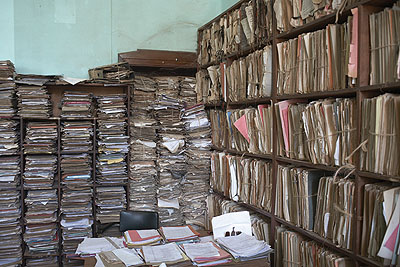 Guy TillimCourt records, Lubumbashi, DR Congo, 20072007Archival pigment ink on cotton rag paper91.5 x 131.5 cmCourtesy Kuckei + Kuckei