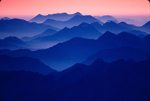 Das Estergebirge an einem Fönmorgen, November 1983