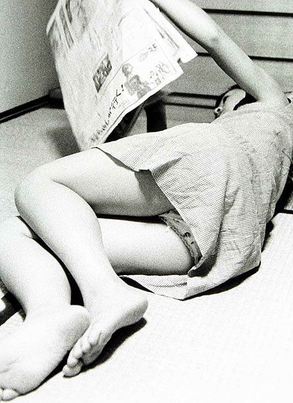Nobuyoshi Araki: Aus der Serie: My Wife Yoko, 19681976. s/w-Fotografie, 30,7 x 25,4 cm. Österreichische Fotogalerie, MdM Salzburg. © Nobuyoshi Araki