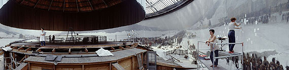 Restoration1993Transparency in light box119 x 489,5 cm© Jeff Wall