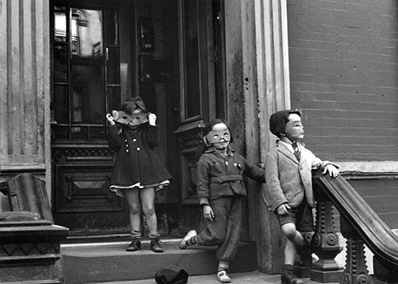 © Helen LevittNew York, 1942(Kids With Masks)silver printCourtesy Estate of Helen Levitt