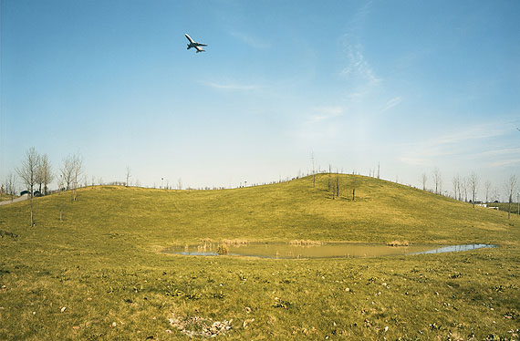 Andreas Gursky Madrid 1988 © Andreas Gursky, VG Bild-Kunst, Bonn Courtesy Sprüth Magers Berlin London