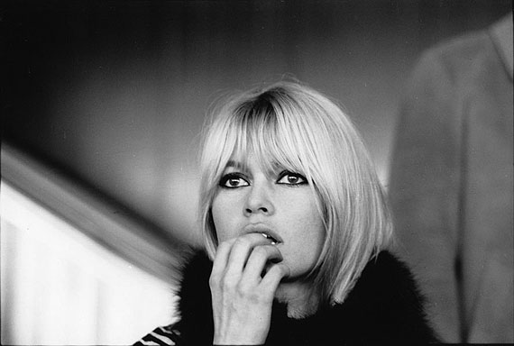 Gilles Caron: Brigitte Bardot, Orly, December 16th, 1965Gelatin silver print. (11,8 x 15,7 inches) Edition of 12 and 3 artist proofs.