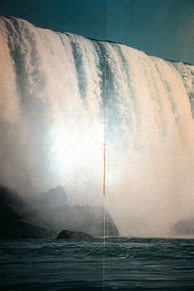 Markus Uhr, (Tapete) o.T., New York, 2008, C-Print