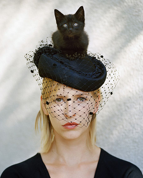 © Wilma Hurskainen, Funeral 2011, c-print on aluminium, 80 x 64 cm